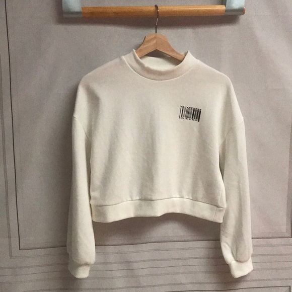 SOLD! Barcode crop sweatshirt - Picture 5 of 8